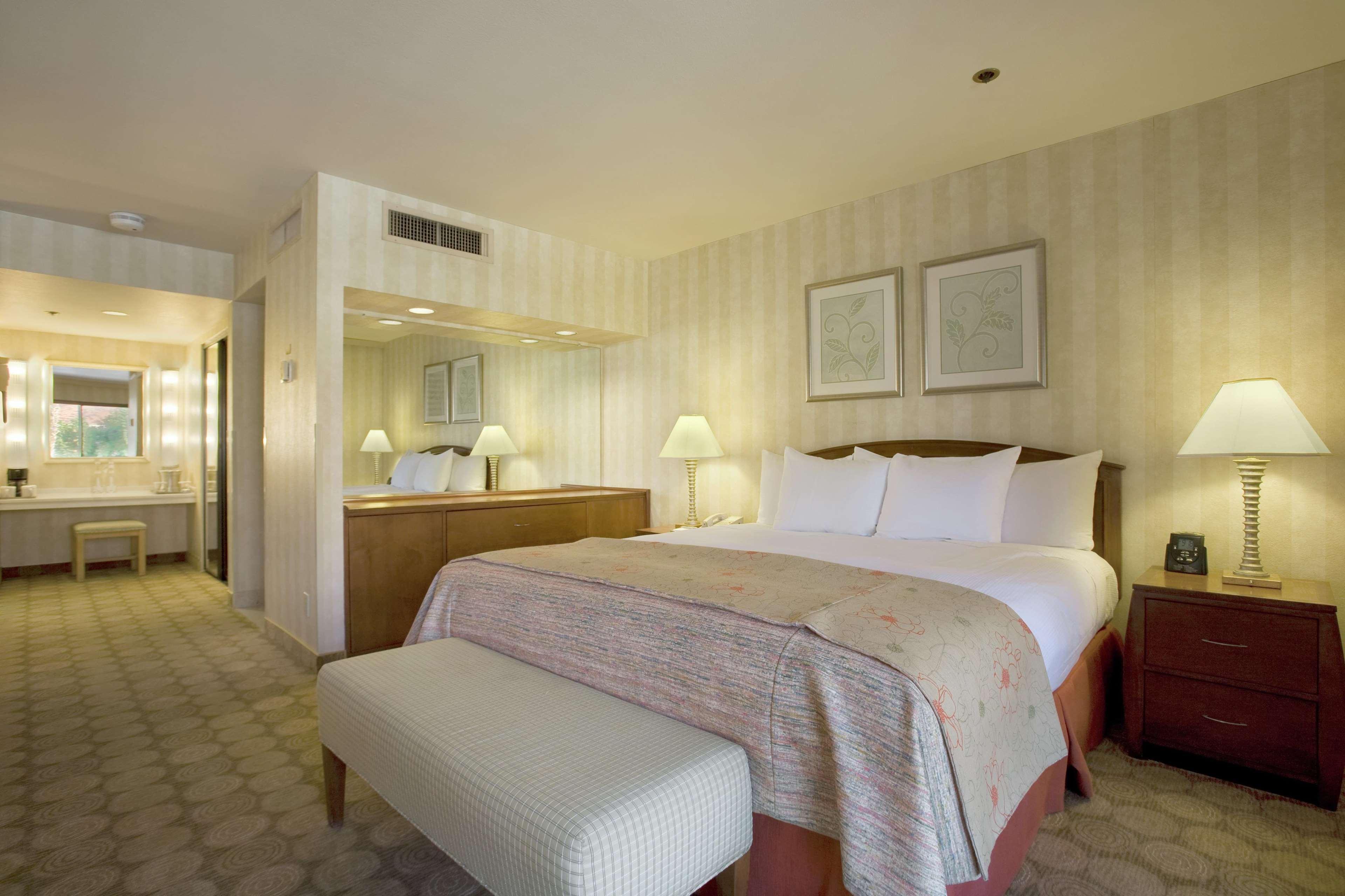 ฮิลตันปาล์ม สปริงส์ โฮเต็ล Hotel ปาล์มสปริงส์ ห้อง รูปภาพ
